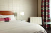 lit chambre hotel sepia - Architecture - Photographe Claude Mathieu - Studio PUB PHOTO